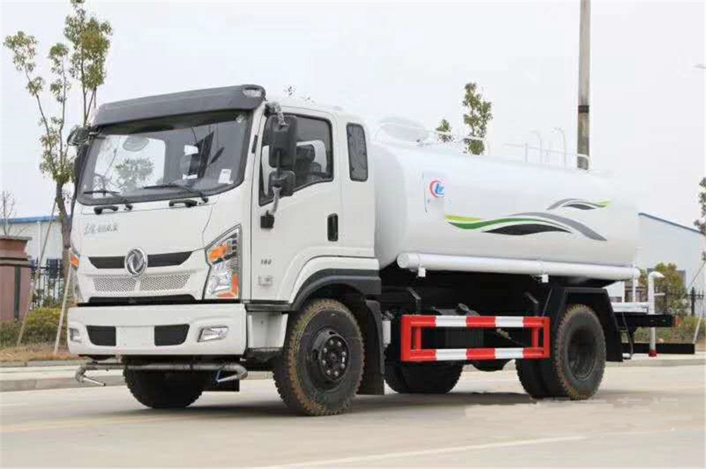 國六12立方東風(fēng)D1L 灑水車(chē)